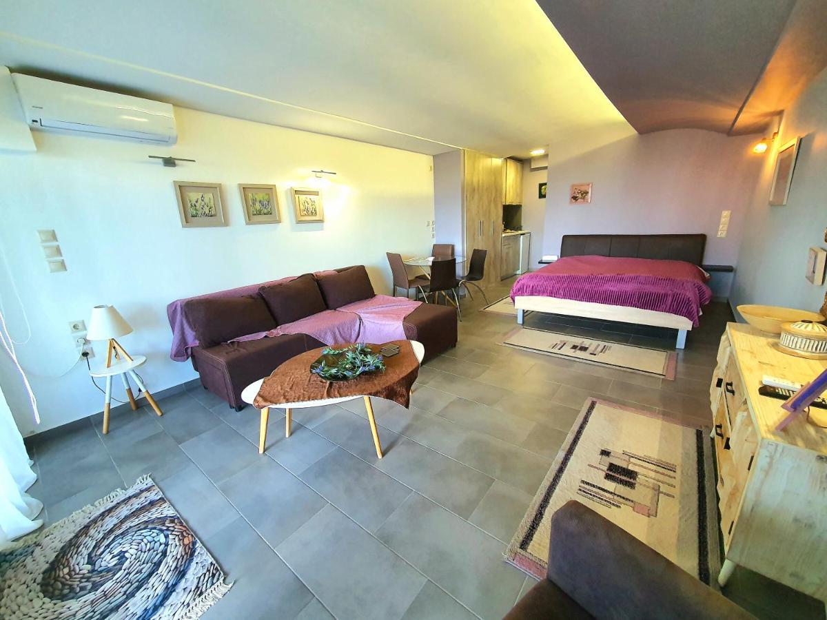 Magical View Studios Asproneri, كامينا فورلا المظهر الخارجي الصورة